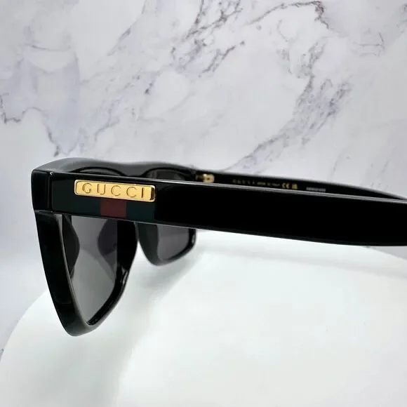 New GUCCI Sunglasses Black Square Aviator Gold Plate Engraved Logo Web Arm GUCCI